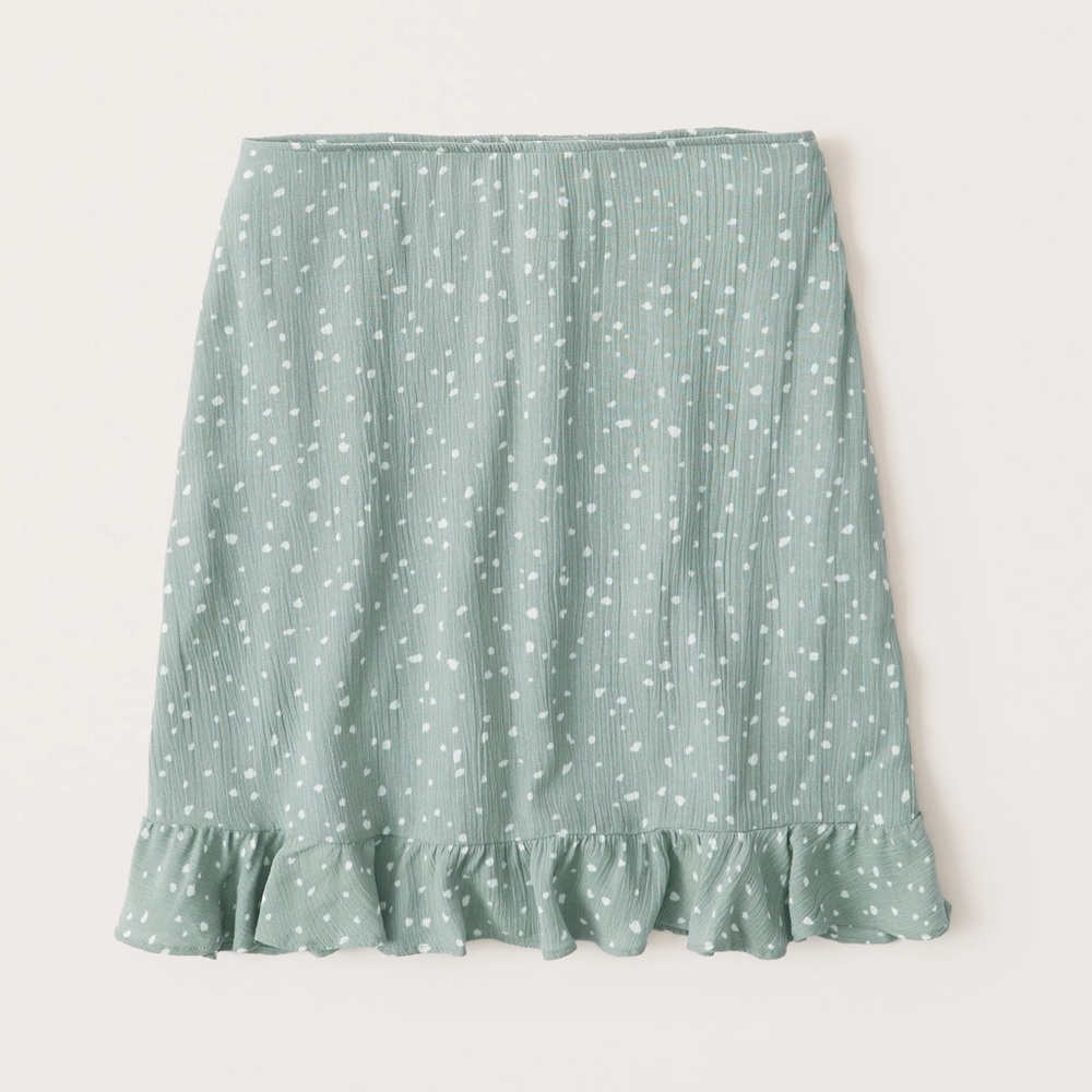 Abercrombie Ruffle Bottom Skirt